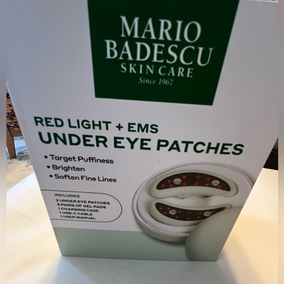Mario Badescu Other - NWT Mario Badescu Red Light EMS Under Eye Patches